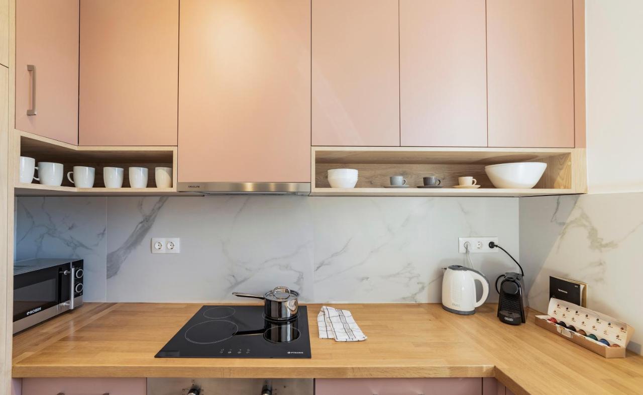 Honeybee Apartment Atenas Exterior foto