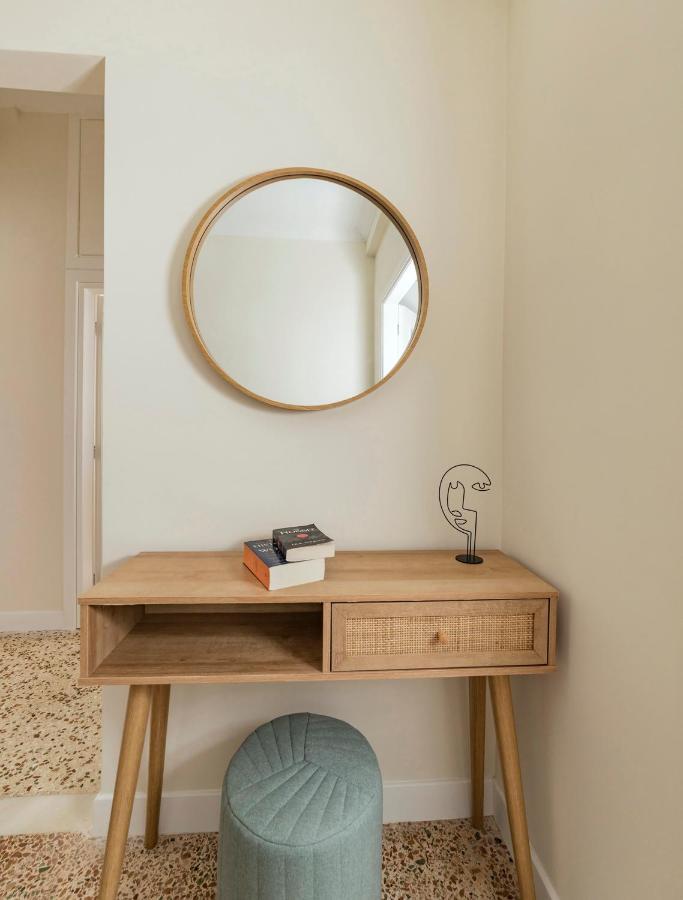 Honeybee Apartment Atenas Exterior foto